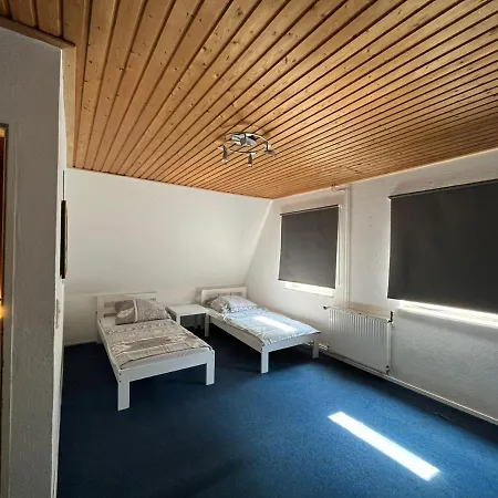 Huntlosen Monteure *